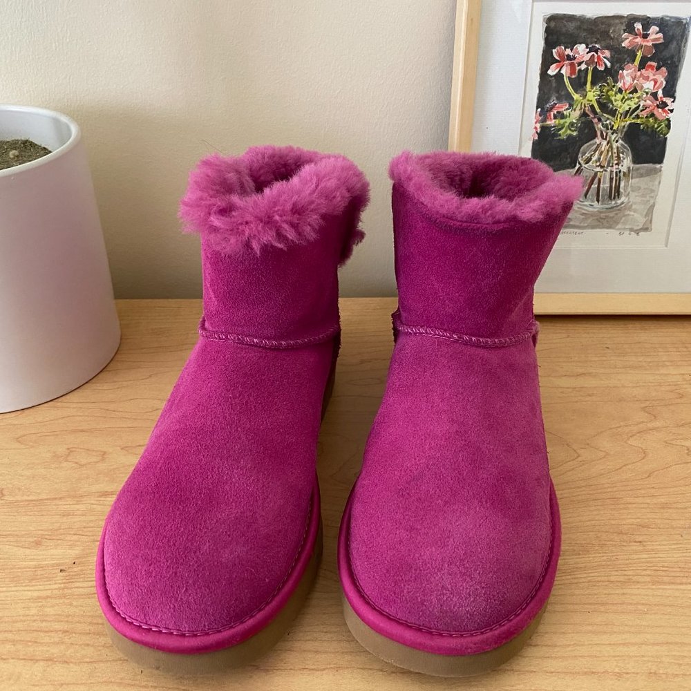 Ugg Boots - image 8